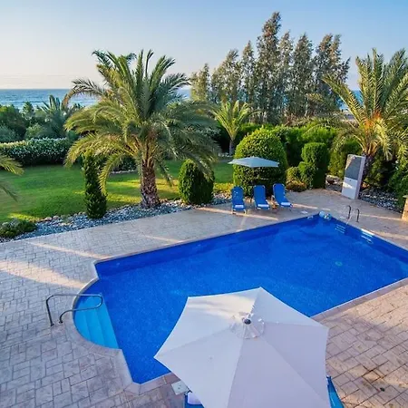 Villa Georgia Argáka