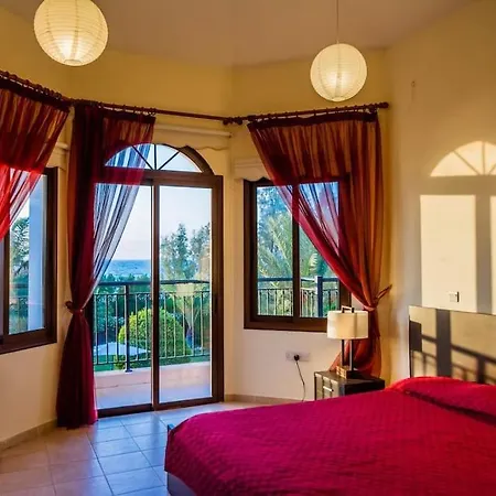 Georgia Villa *
