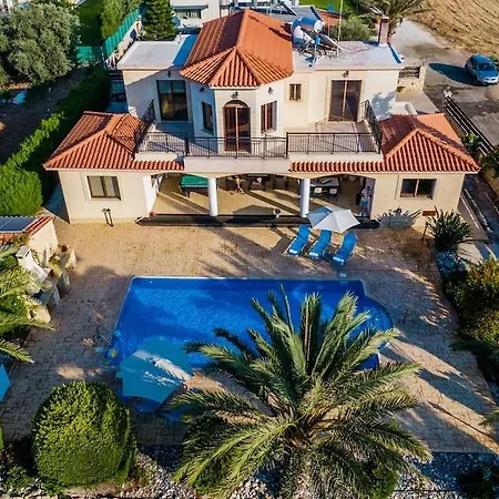 Georgia Villa *