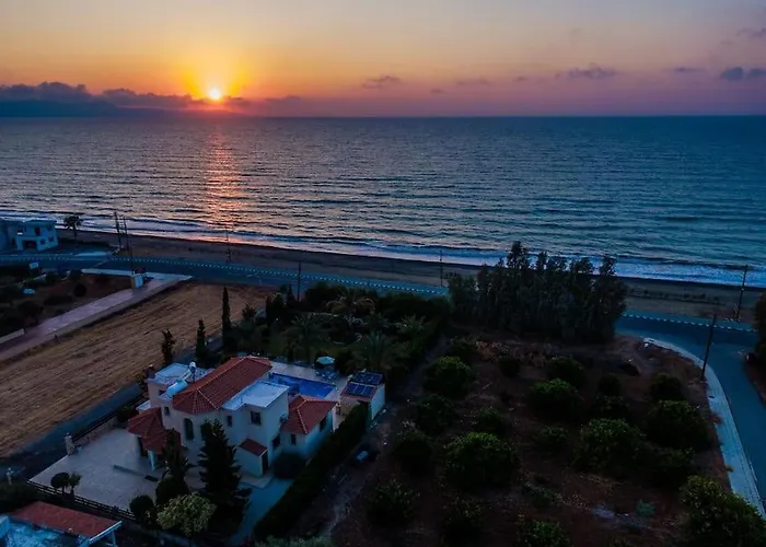 Georgia Villa Argaka